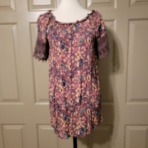 Angie boutique floral tunic with lace.